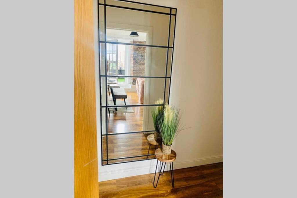 Luxury, Centrally Located 2 Bed Modern Apartment Great Yarmouth Exteriör bild